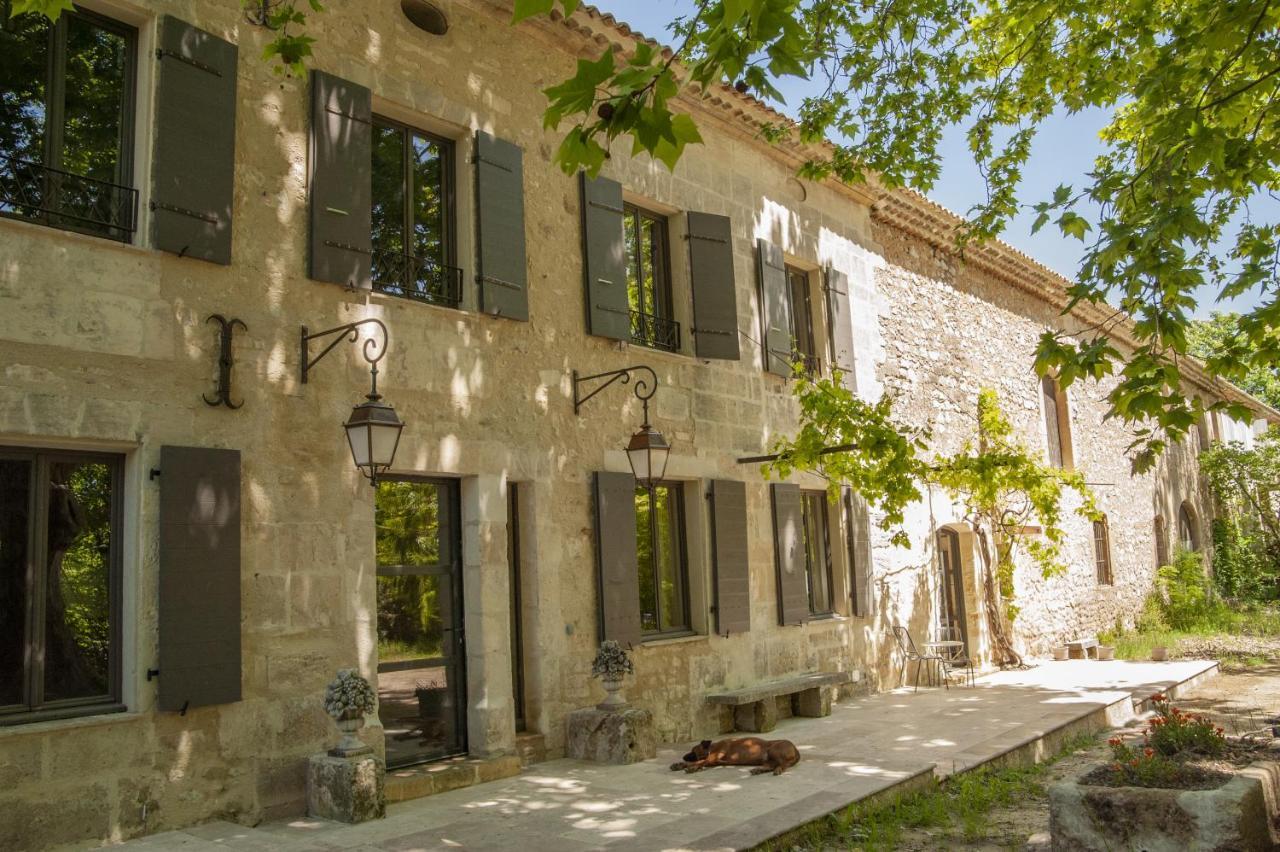 Bed and Breakfast Domaine Cap Rubis Paradou Exterior foto