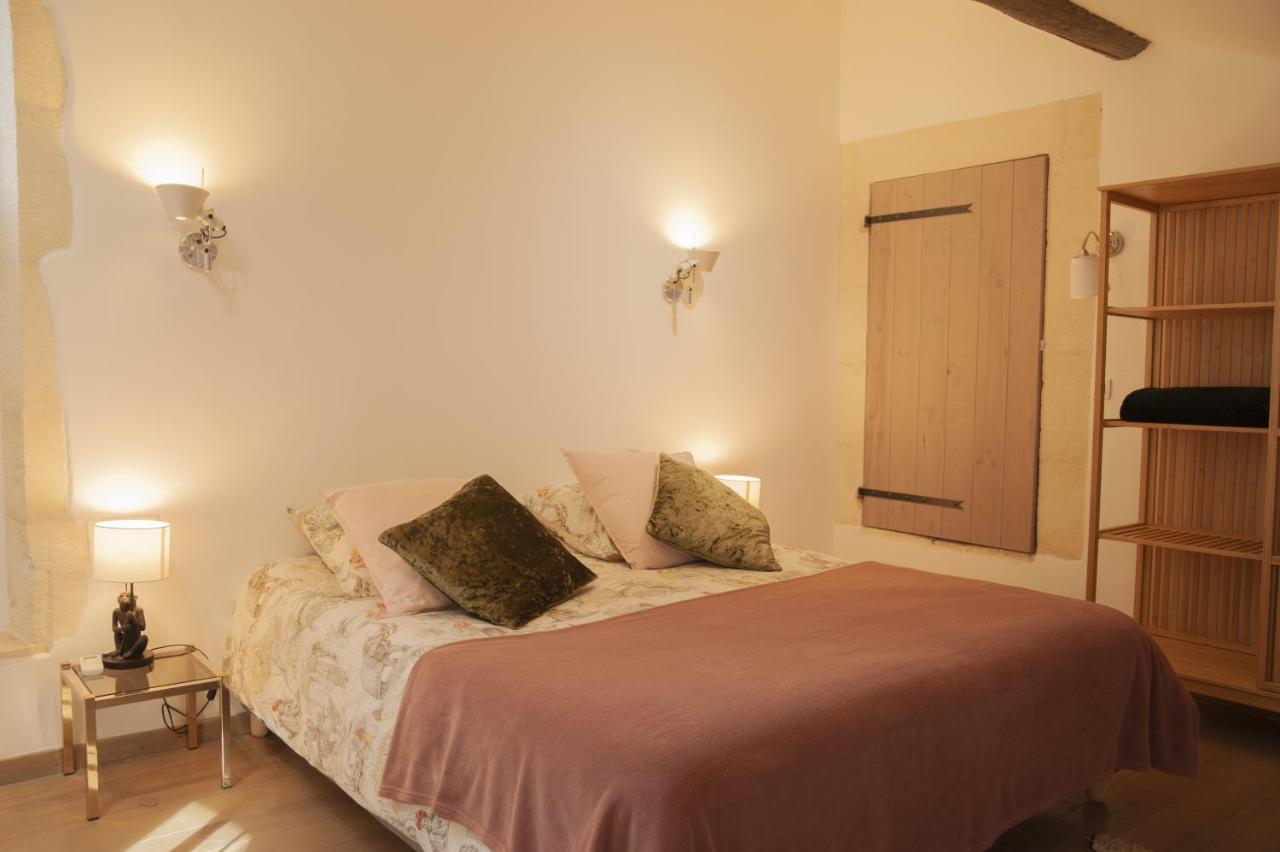 Bed and Breakfast Domaine Cap Rubis Paradou Exterior foto